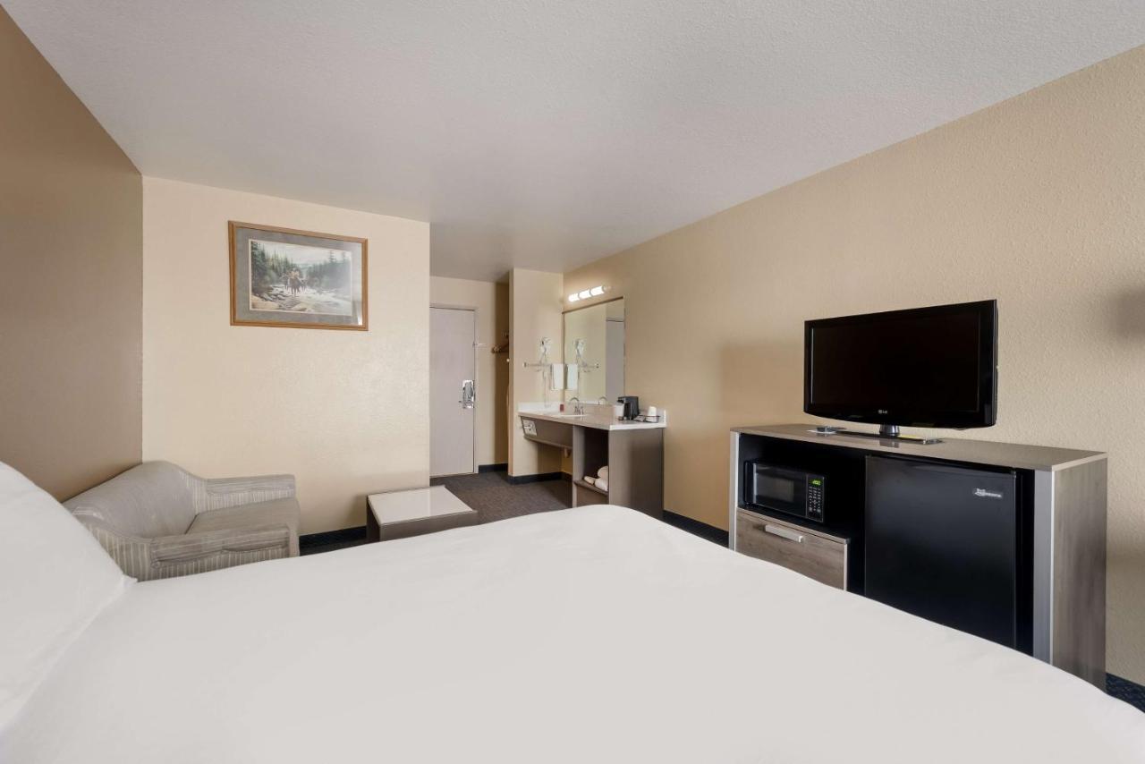 Surestay Hotel By Best Western Wells Eksteriør billede
