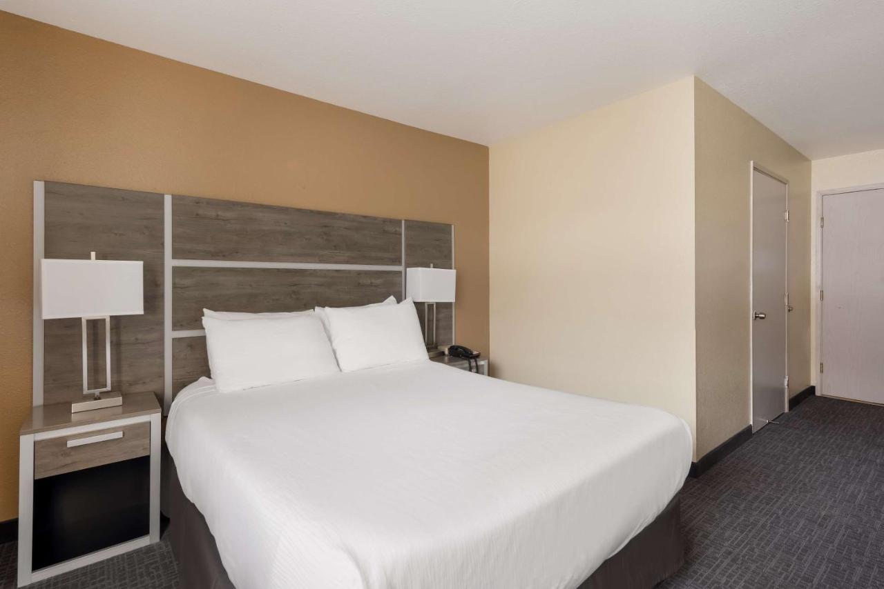 Surestay Hotel By Best Western Wells Eksteriør billede