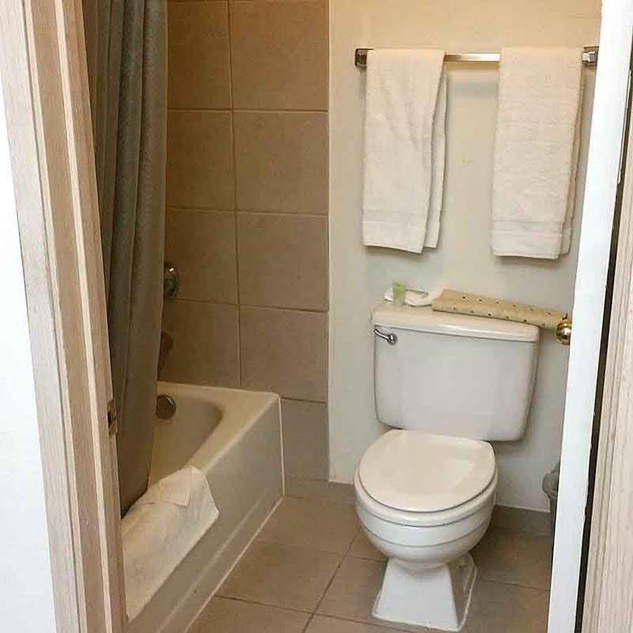 Surestay Hotel By Best Western Wells Eksteriør billede